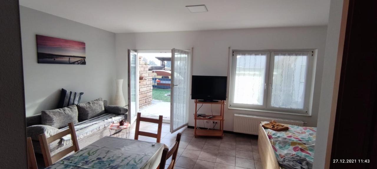 Pension Und Ferienwohnung Walther 施托尔科 外观 照片